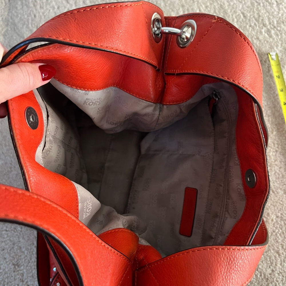 Michael Kors Orange Leather Shoulder Bag - Picture 9 of 15